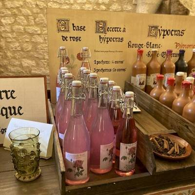 Розовая настойка