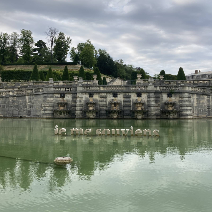 Затапливаемая композиция Je me Souviens